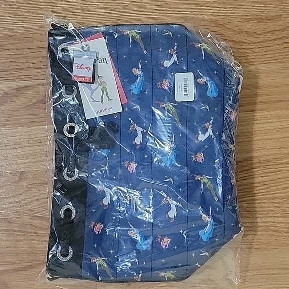 Harveys Park Hopper / Disney You Can Fly backpack new in package - Picture 5 of 8